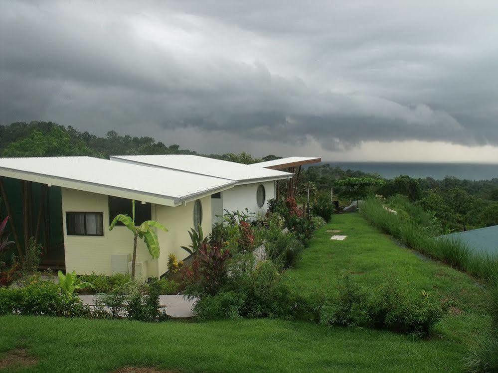 Eden Tica Lodge Uvita Exterior foto